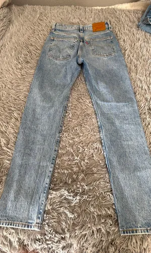 Levi’s 501 Jeans thumbnail 4