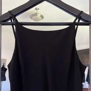 Jones New York Black Dress Size‎ 6 Classic. Midi length. thumbnail 4