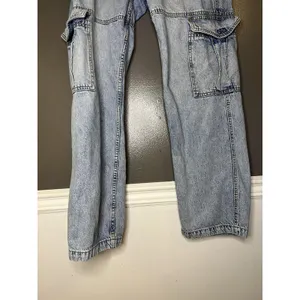Aeropostale Low Rise Cargo Jeans Womens L Light Wash Blue Wide Leg Relaxed Denim thumbnail 3