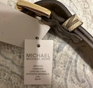 Michael Kors belt bag thumbnail 4