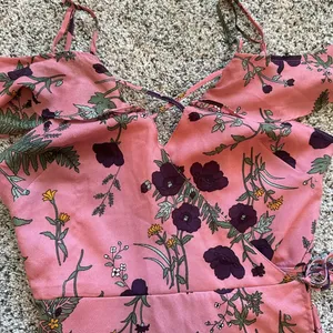 Miami Floral dress thumbnail 4