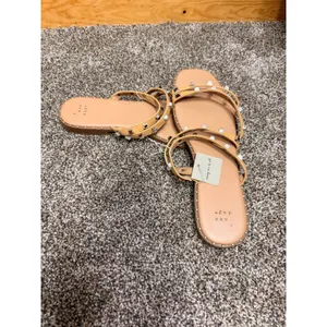 A New Day NWT Hollis Studded Slide Sandals Tan‎ Silver Embellished Women's 11 thumbnail 2