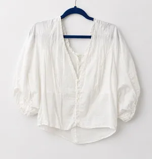 White Button-Front Puff-Sleeve Blouse thumbnail 1