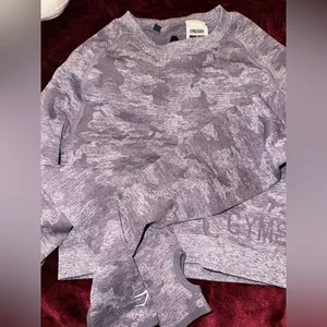 Lululemon Gymshark Adapt Camo Seamless Long Sleeve Crop Top size S thumbnail 2