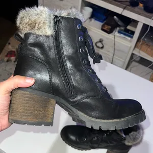 STEVE MADDEN Comfort Women SZ 9 Faux Fur Lined Ankle Booties Black Block Heeled thumbnail 5