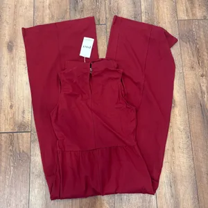 NWT Pact Organic Cotton Fit & Flare Cowl Mock Neck Jumpsuit Red Women's Sz Small thumbnail 4