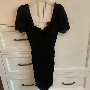 Windsor Black mini dress thumbnail 2