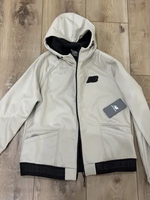 New Balance Women’s Cream Hooded Zip Jacket thumbnail 1