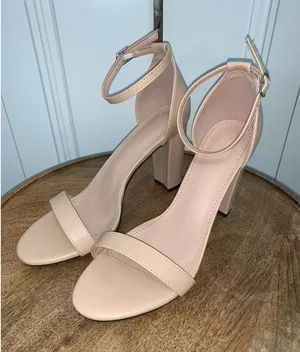 SHEIN Women's Beige Slingback Sandals Size 10 Block Heel Ankle Strap Party‎ thumbnail 1