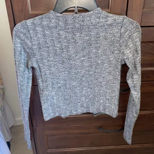 Forever 21 Sweater thumbnail 2