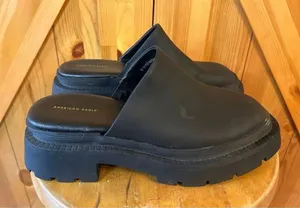 American Eagle Black Mule Shoe Womens Size 9 thumbnail 1