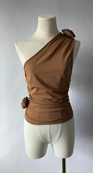 Lioness Top thumbnail 1