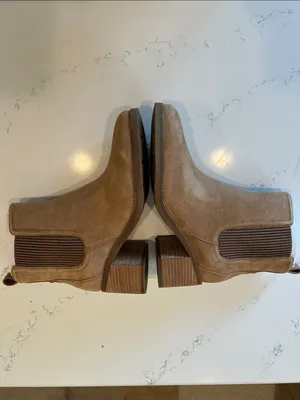 earth® Cassi Ankle Booties, Tan Suede, Size 11, NEW WITH BOX thumbnail 8