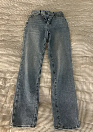 PacSun asymmetrical jeans thumbnail 1