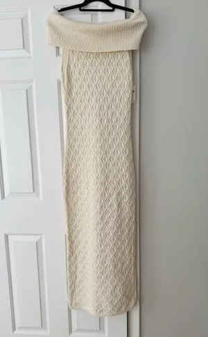 Anthropologie Off-The-Shoulder Tropics Sweater Maxi Dress, Size M thumbnail 5