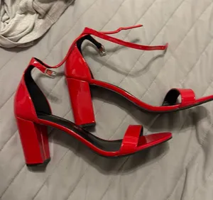 Madden Girl Heels thumbnail 1