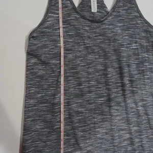 Lululemon Athletica grey tank‎ top. Size 4. thumbnail 5
