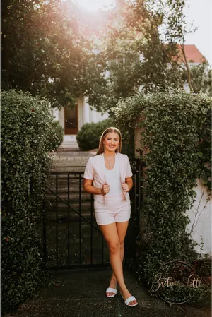 TJ Maxx Pink and White Set {undershirt not included} thumbnail 2