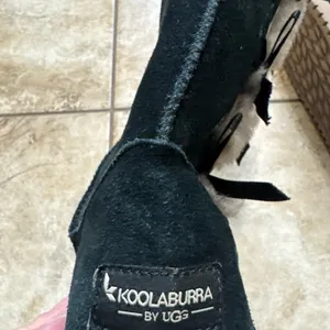 Koolaburra by UGG Black Boots Size 7 With Bows thumbnail 4