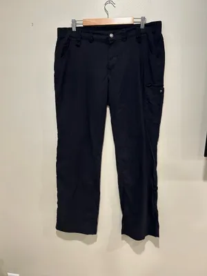 Duluth size 16 hiking pants  thumbnail 2