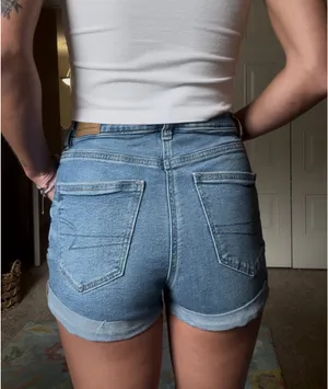 American Eagle Mom Shorts thumbnail 2