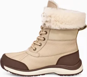 UGG Adirondack Women’s Boots III Size 5.5 thumbnail 1