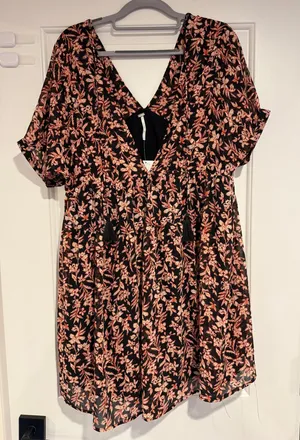 Free People V-Neck Red and Black Floral Mini Dress Women's Size Small NWT Boho thumbnail 1