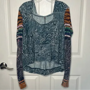 Free People Movement Sz L Mix Print Hooded Swing Top Cropped Long Sleeves thumbnail 11