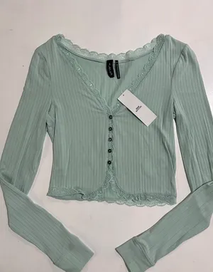 Urban Outfitters shirt thumbnail 1