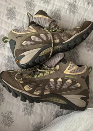 Merrell Hiking Shoes thumbnail 1