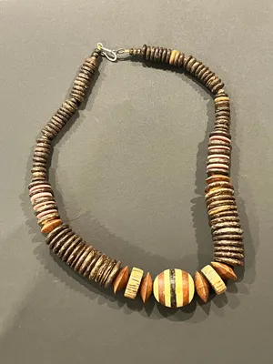 Vintage 80s Wooden Bead Necklace Costume Jewelry thumbnail 1