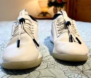 CLOVE Classic Fluid Resistant Nursing Sneaker Shoes CL003 Brilliant White W 7.5 thumbnail 3