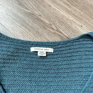 American Eagle Chenille Oversized Chunky V-Neck Sweater Teal Size M thumbnail 4
