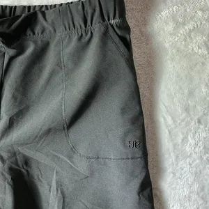 Albion Fit Jetsetters Granola Girl Black Jogger Pants Women Medium Ankle Zip #124780 thumbnail 3