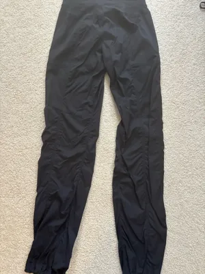 Dance Studio Mid-Rise Pant Lululemon Tall Size 4 thumbnail 2