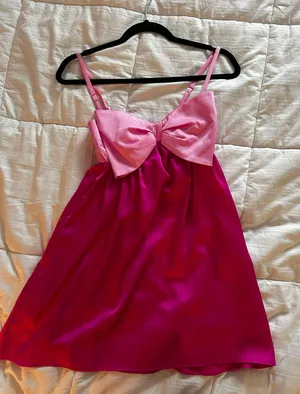Dress thumbnail 2