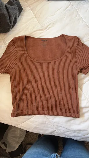 Ribbed Buckle Top thumbnail 2