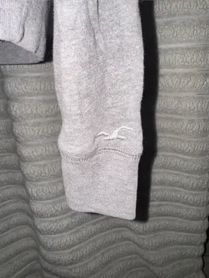 Hollister Gray Quilted Panel Sweater Size L Fits M thumbnail 5