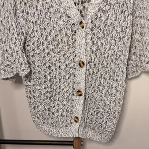 Pol Short Sleeve Black White Loose Knit Cardigan Size Medium‎ thumbnail 4