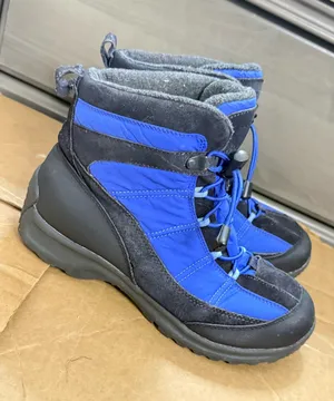 Lands End Water Proof Women’s Boots Size 8 thumbnail 1