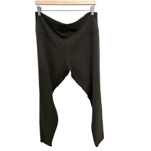 NWT Lululemon Align HR Pant 28” Dark Olive Size 18 Authentic ( SOLD OUT) thumbnail 4