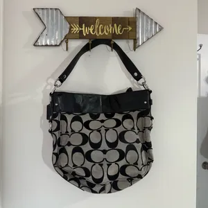 Coach Black and Cream Signature Shoulder Bag thumbnail 9