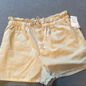 BP High Waist Beige Shorts thumbnail 1