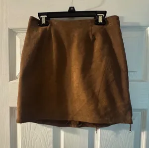 Brown Skirt thumbnail 1
