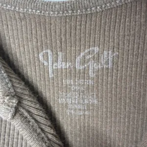 John Galt Brown Ribbed Knit Crop Tee Shirt Notched Neckline One Size (XS-S) thumbnail 3