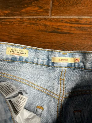 Levi’s Premium XL Straight Distressed Light Wash Wide Leg Denim Jeans thumbnail 3