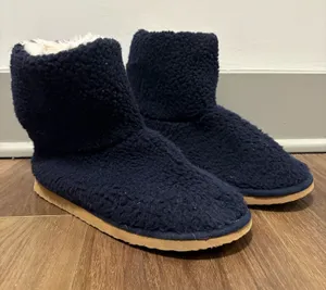 Lands End Sherpa fleece booties thumbnail 1