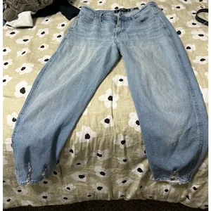 Hollister high rise mom jeans thumbnail 1