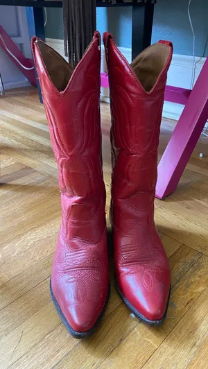 Red Cowgirl Boots thumbnail 1