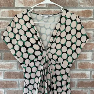 Diane Von Furstenberg DVF Natalie Shift V Neck Dress 100% Silk Green Pink Size 4 thumbnail 3